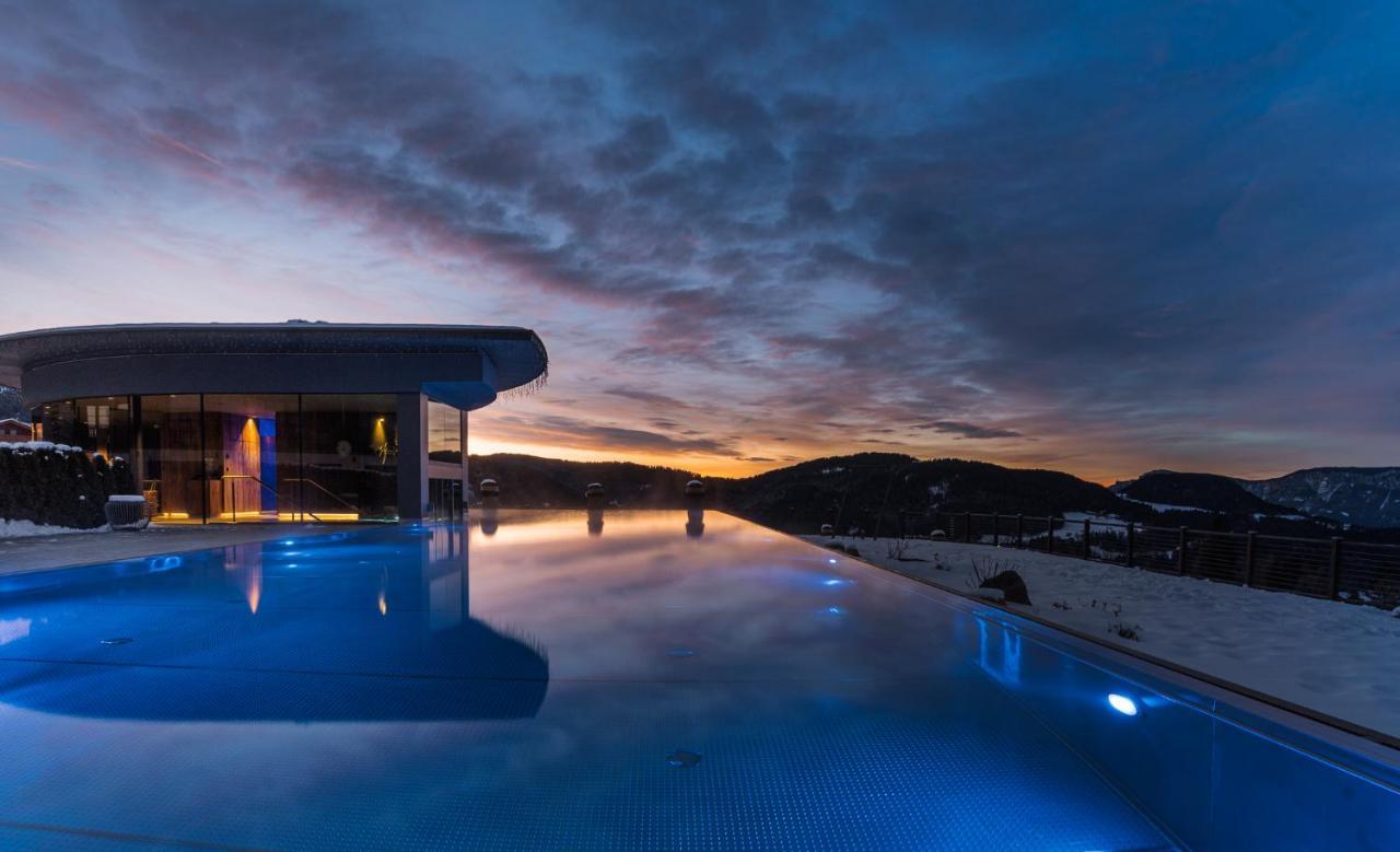 Hotel Chalet Mirabell Hafling Exterior foto